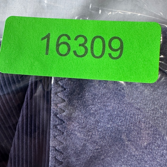 Lululemon Women's Athletic Performance Yoga Capri Legging Pants Purple 6 Running - Picture 13 of 13